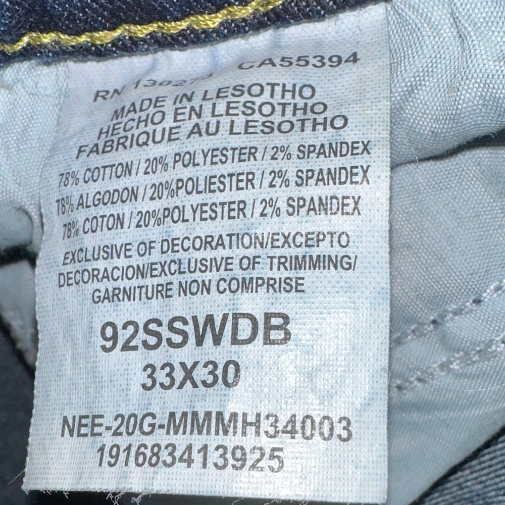 Wrangler Men's slim Straight Leg Jeans in Deep Blue size 33/30 - Picture 6 of 15